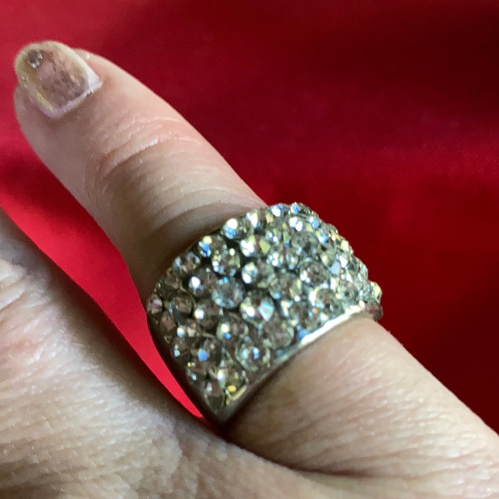 Rhinestone ring
